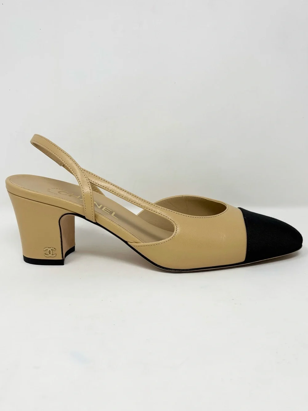 Chanel Two-Tone Goatskin & Grosgrain CC Slingback Pumps Beige Black 38.5